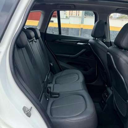 BMW-X1-2015