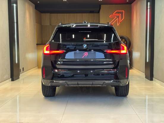 BMW-X1-2024