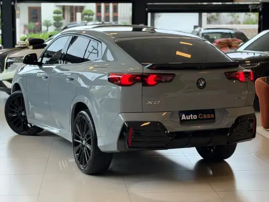 BMW-X2-2024