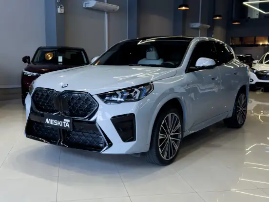 BMW-X2-2.0 TURBO GASOLINA XDRIVE20I M SPORT STEPTRONIC BMW-X2-2024