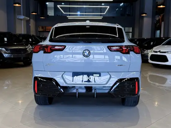 BMW-X2-2.0 TURBO GASOLINA XDRIVE20I M SPORT STEPTRONIC BMW-X2-2024