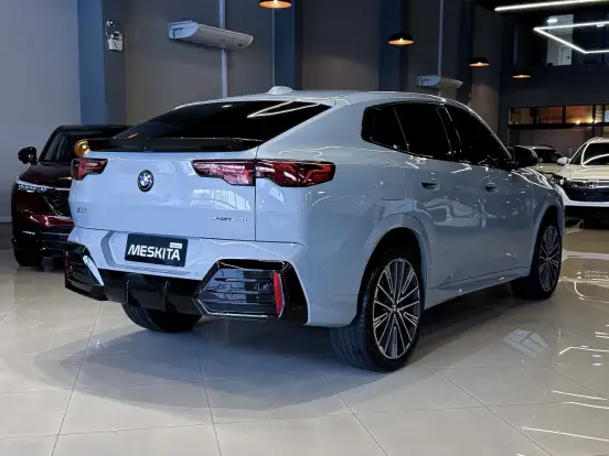 BMW-X2-2.0 TURBO GASOLINA XDRIVE20I M SPORT STEPTRONIC BMW-X2-2024