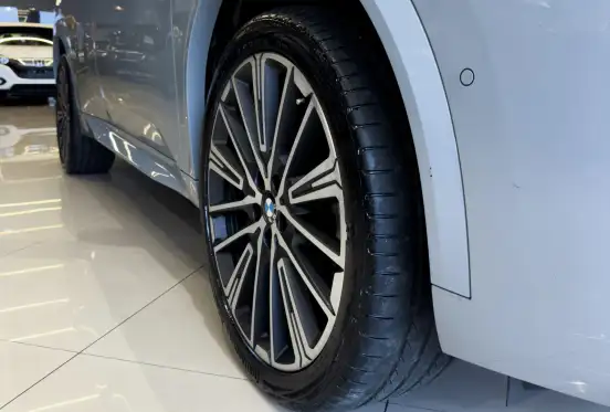 BMW-X2-2024