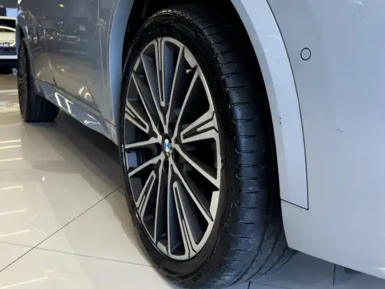 BMW-X2-2.0 TURBO GASOLINA XDRIVE20I M SPORT STEPTRONIC BMW-X2-2024