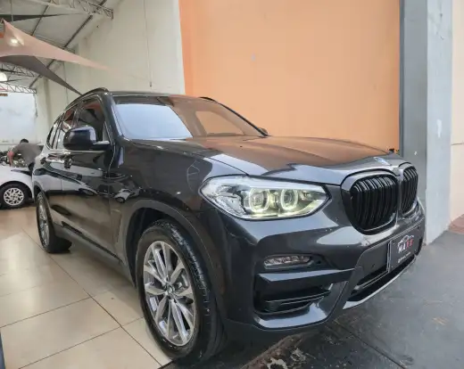BMW-X3-2021
