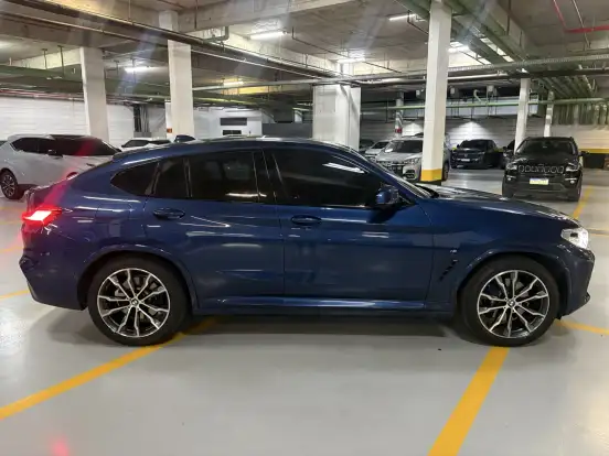 BMW-X4-2019
