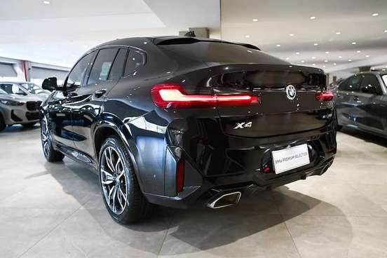 BMW-X4-2025