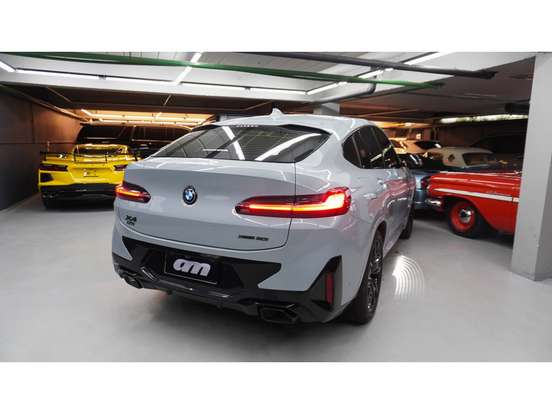 BMW-X4-2023
