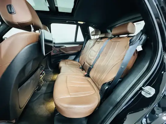 BMW-X5-2017