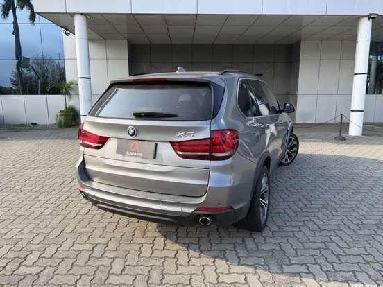 BMW-X5-3.0 4X4 30D I6 TURBO DIESEL 4P AUTOMÁTICO BMW-X5-2016