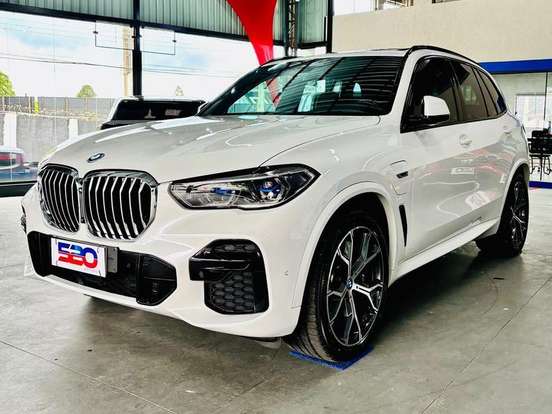 BMW-X5-3.0 I6 TURBO HÍBRIDO XDRIVE45E M SPORT AUTOMÁTICO BMW-X5-2021