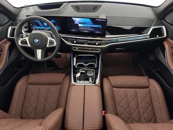 BMW-X5-3.0 I6 TURBO HÍBRIDO XDRIVE50E M SPORT AUTOMÁTICO BMW-X5-2024