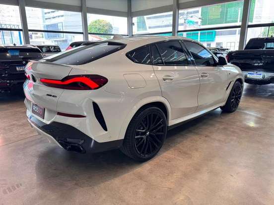 BMW-X6-3.0 TWINPOWER GASOLINA XDRIVE40I M SPORT AUTOMÁTICO BMW-X6-2023