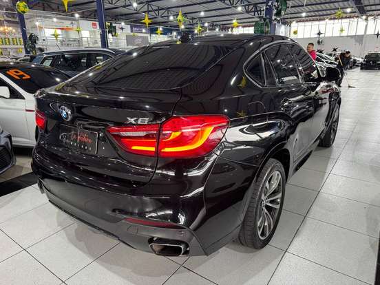 BMW-X6-2015