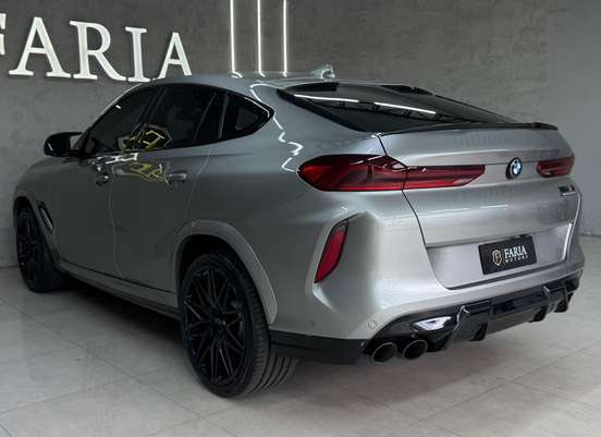 BMW-X6-2021
