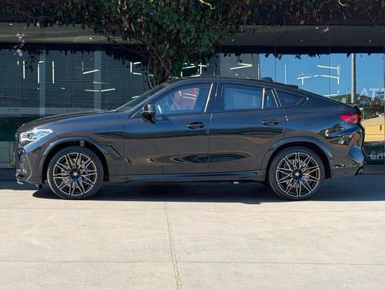 BMW-X6-2022