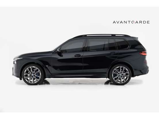 BMW-X7-4.4 V8 GASOLINA M60i STEPTRONIC BMW-X7-2024
