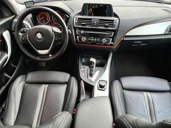 BMW-120i-2.0 16V SPORT ACTIVEFLEX 4P AUTOMÁTICO BMW-120i-2016