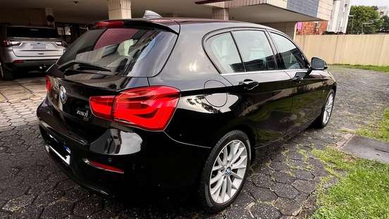 BMW-120i-2016