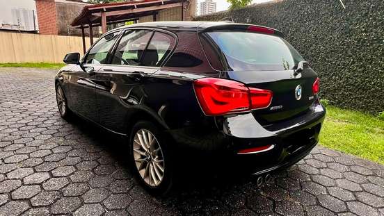 BMW-120i-2016