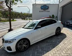 BMW 320i 2.0 16V TURBO FLEX M SPORT AUTOMÁTICO BMW 320i 2.0 16V TURBO FLEX M SPORT AUTOMÁTICO