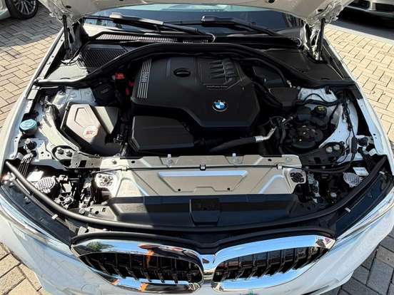 BMW-320i-2.0 16V TURBO FLEX M SPORT AUTOMÁTICO BMW-320i-2021