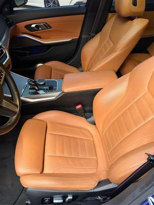 BMW-320i-2021