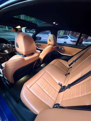 BMW-320i-2021