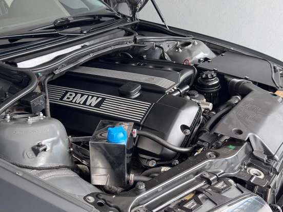 BMW-323i-2.5 SPORT COMPACT 24V GASOLINA 2P MANUAL BMW-323i-2000