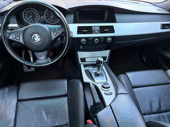 BMW-550i-2007