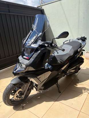 BMW-C 400 X-2025