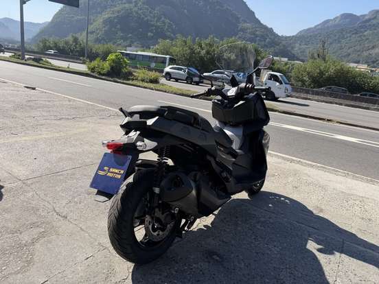 BMW-C 400 X-2023