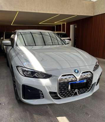 BMW-I4-2022