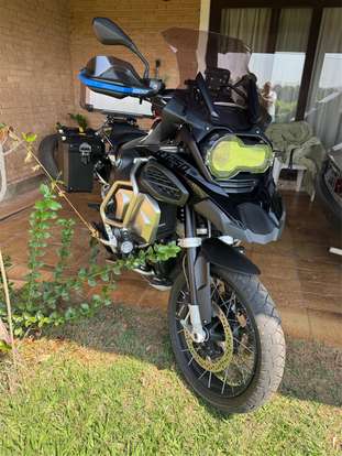 BMW-R 1250 GS ADVENTURE TRIPLE BLACK-2024