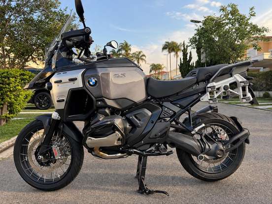 BMW-R 1300 GS ADVENTURE TRIPLE BLACK BMW-R 1300 GS ADVENTURE TRIPLE BLACK-2026