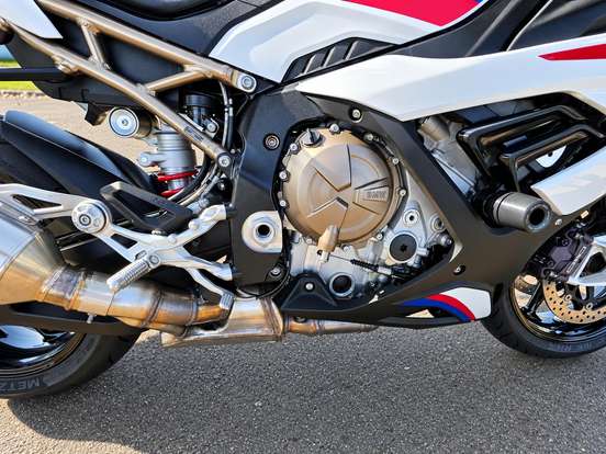 BMW-S 1000 RR M BMW-S 1000 RR M-2021