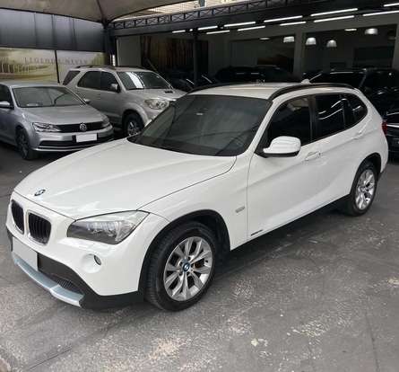 BMW-X1-2012