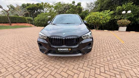 BMW-X1-2021