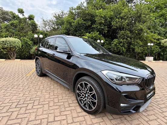 BMW-X1-2.0 16V TURBO ACTIVEFLEX SDRIVE20I 4P AUTOMÁTICO BMW-X1-2021