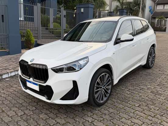 BMW-X1-2.0 16V TURBO GASOLINA SDRIVE20I M SPORT STEPTRONIC BMW-X1-2024