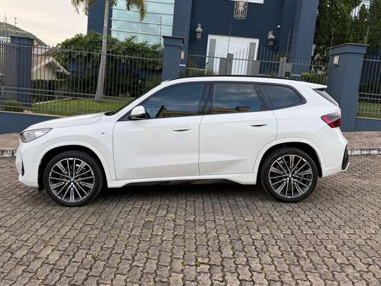 BMW-X1-2.0 16V TURBO GASOLINA SDRIVE20I M SPORT STEPTRONIC BMW-X1-2024