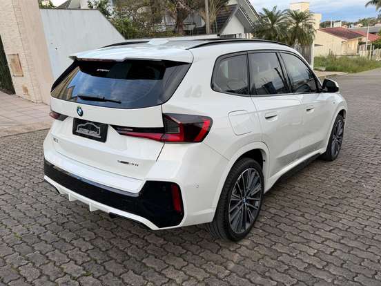 BMW-X1-2.0 16V TURBO GASOLINA SDRIVE20I M SPORT STEPTRONIC BMW-X1-2024