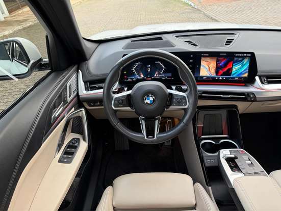 BMW-X1-2024