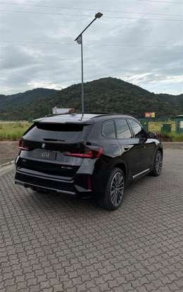 BMW-X1-2025