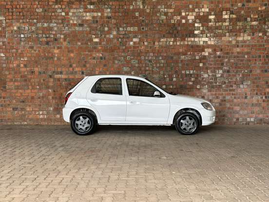 CHEVROLET-CELTA-2014