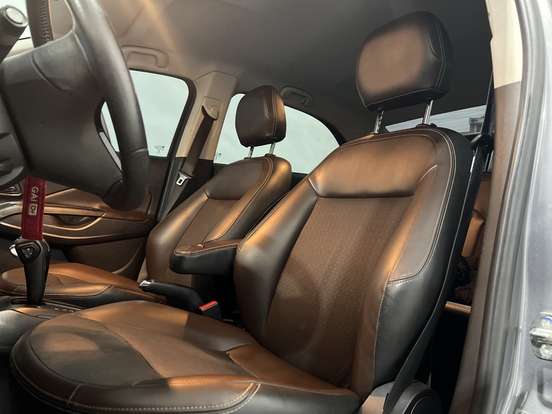 CHEVROLET-COBALT-1.8 MPFI LTZ 8V FLEX 4P AUTOMÁTICO CHEVROLET-COBALT-2018
