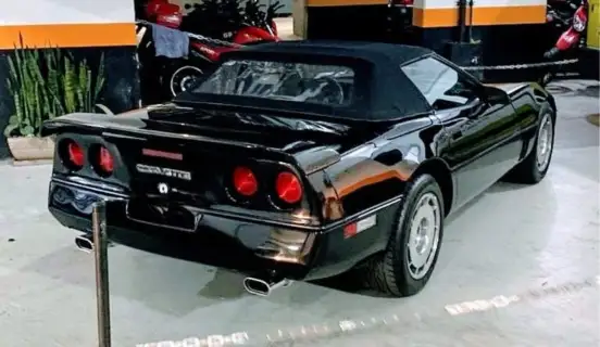 CHEVROLET-CORVETTE-1986