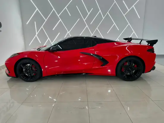 CHEVROLET-CORVETTE-6.2 V8 LT3 GASOLINA STINGRAY CONVERSIVEL AUTOMÁTICO CHEVROLET-CORVETTE-2023