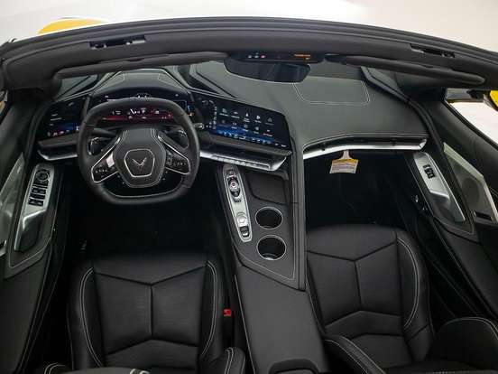 CHEVROLET-CORVETTE-6.2 V8 LT2 GASOLINA STINGRAY CONVERSIVEL AUTOMÁTICO CHEVROLET-CORVETTE-2026