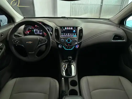 CHEVROLET-CRUZE-2018